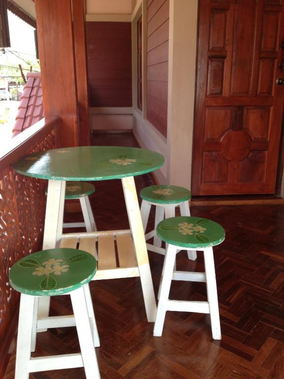 Chok-Wasana Guest House Mae Sariang Quarto foto